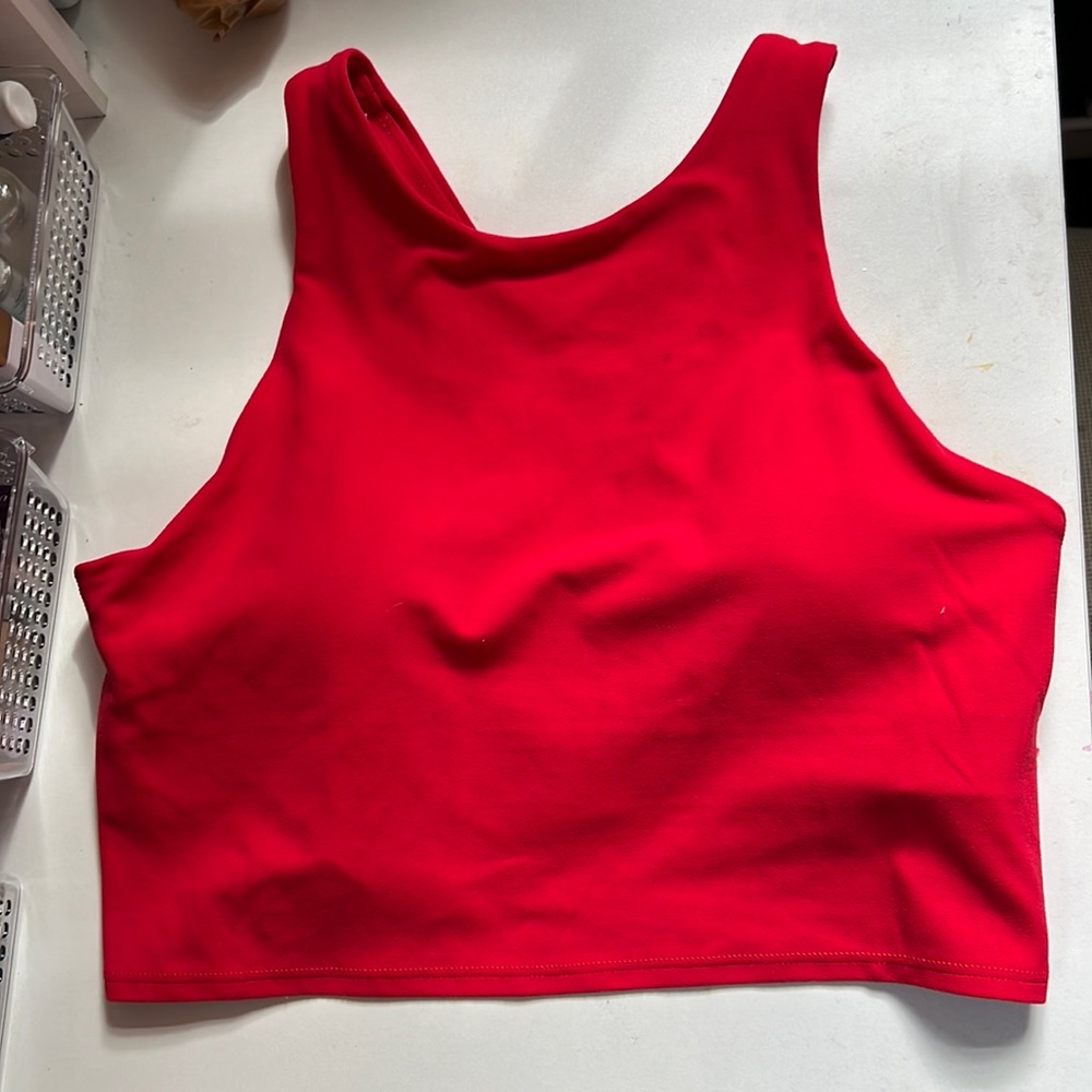Red athleta top, cropped, built in bra